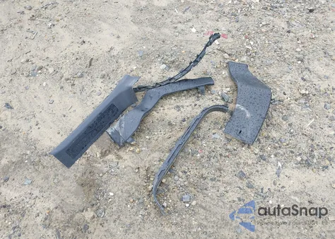 2021 Tesla Model X Long Range Dual Motor All-Wheel Drive/Long Range Plus Dual Motor All-Wheel Drive z USA, uszkodzony, nr VIN 5YJXCBE2XMF324463